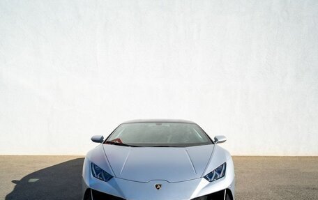 Lamborghini Huracán, 2023 год, 35 000 000 рублей, 5 фотография