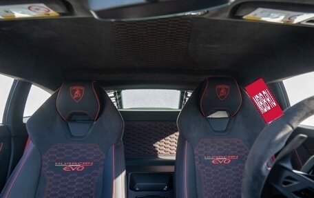 Lamborghini Huracán, 2023 год, 35 000 000 рублей, 8 фотография