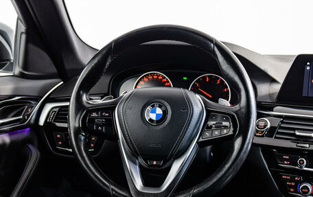 BMW 5 серия, 2019 год, 3 589 000 рублей, 11 фотография