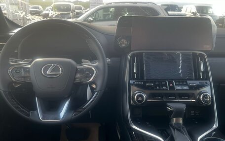Lexus LX, 2024 год, 19 900 000 рублей, 11 фотография