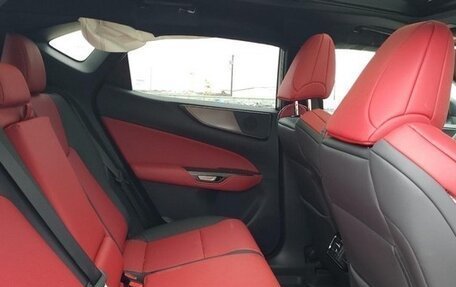 Lexus NX, 2024 год, 4 000 000 рублей, 10 фотография