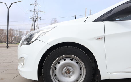 Hyundai Solaris II рестайлинг, 2015 год, 990 000 рублей, 9 фотография