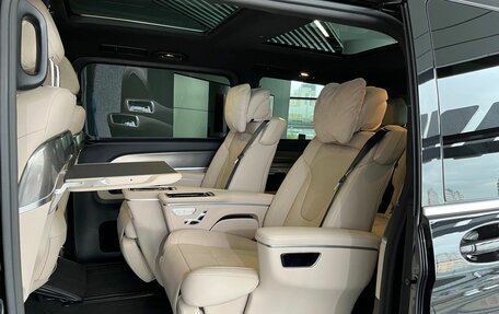 Mercedes-Benz V-Класс, 2023 год, 18 120 000 рублей, 6 фотография