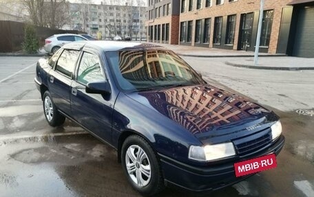 Opel Vectra A, 1990 год, 220 000 рублей, 2 фотография