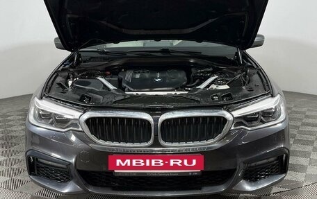 BMW 5 серия, 2018 год, 4 790 000 рублей, 10 фотография