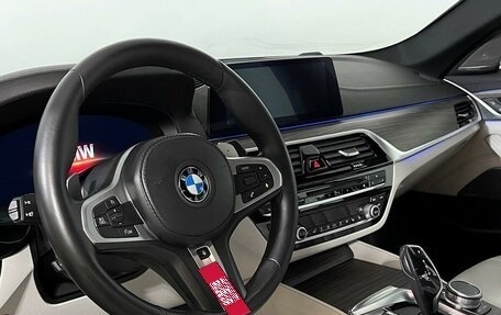BMW 5 серия, 2018 год, 4 790 000 рублей, 18 фотография