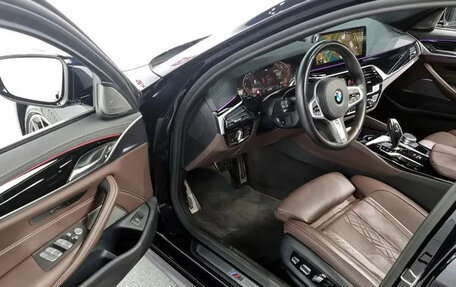 BMW 5 серия, 2021 год, 5 800 000 рублей, 9 фотография