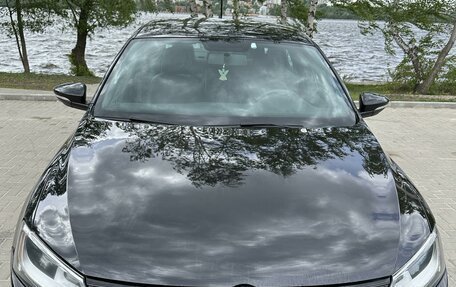 Volkswagen Jetta VI, 2011 год, 1 500 000 рублей, 2 фотография