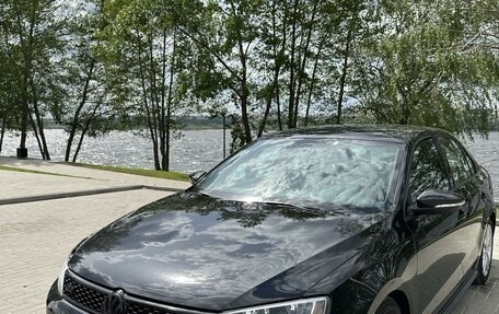 Volkswagen Jetta VI, 2011 год, 1 500 000 рублей, 13 фотография