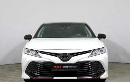 Toyota Camry, 2020 год, 3 147 000 рублей, 2 фотография