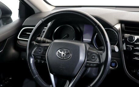 Toyota Camry, 2020 год, 3 147 000 рублей, 15 фотография