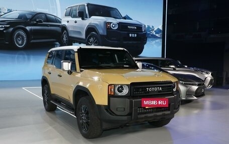 Toyota Land Cruiser Prado, 2024 год, 9 150 000 рублей, 3 фотография