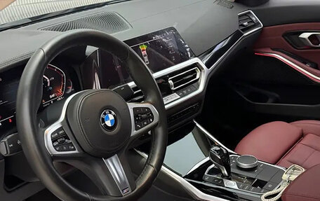 BMW 3 серия, 2021 год, 3 690 000 рублей, 10 фотография