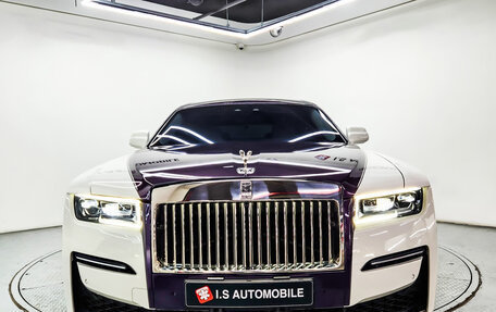 Rolls-Royce Ghost Series II рестайлинг, 2021 год, 33 300 000 рублей, 3 фотография