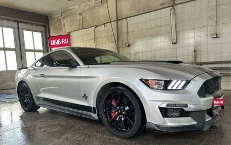 Ford Mustang VI рестайлинг, 2015 год, 2 390 000 рублей, 1 фотография