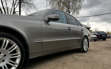 Mercedes-Benz E-Класс, 2008 год, 1 700 000 рублей, 15 фотография
