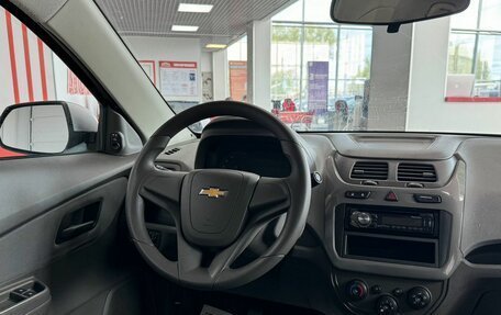 Chevrolet Cobalt II, 2013 год, 984 000 рублей, 13 фотография