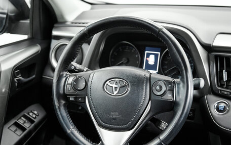 Toyota RAV4, 2018 год, 3 036 000 рублей, 10 фотография