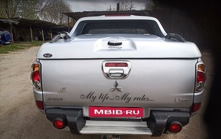 Mitsubishi L200 IV рестайлинг, 2010 год, 1 800 000 рублей, 4 фотография