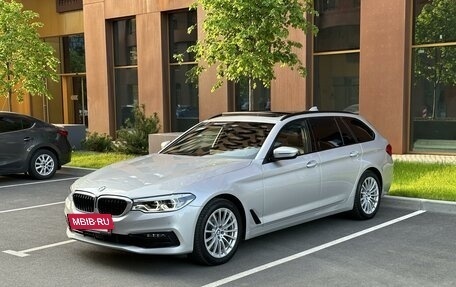 BMW 5 серия, 2019 год, 4 300 000 рублей, 2 фотография