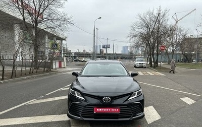 Toyota Camry, 2022 год, 3 990 000 рублей, 1 фотография