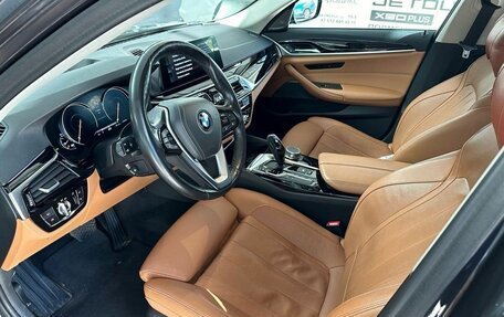 BMW 5 серия, 2018 год, 4 300 000 рублей, 3 фотография