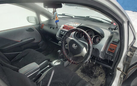 Honda Fit III, 2006 год, 420 000 рублей, 5 фотография