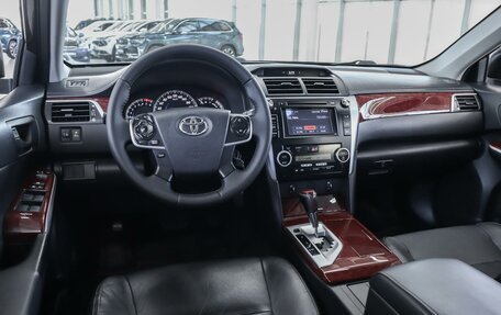 Toyota Camry, 2012 год, 1 739 000 рублей, 6 фотография