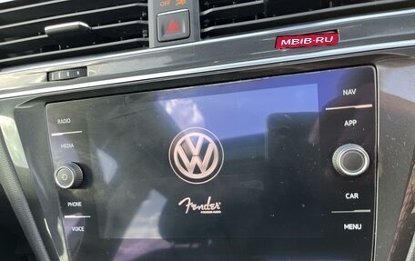Volkswagen Tiguan II, 2018 год, 3 090 000 рублей, 17 фотография