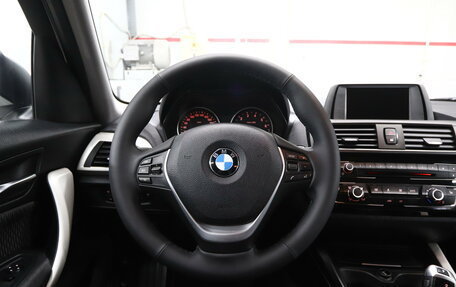 BMW 1 серия, 2016 год, 1 880 000 рублей, 21 фотография