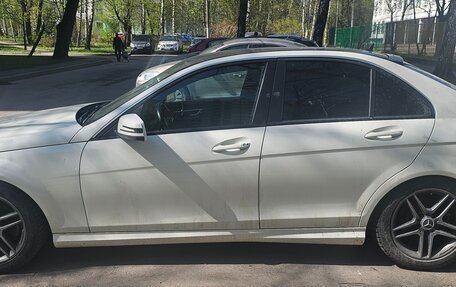 Mercedes-Benz C-Класс, 2011 год, 1 250 000 рублей, 3 фотография
