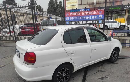 Toyota Platz, 2002 год, 450 000 рублей, 8 фотография