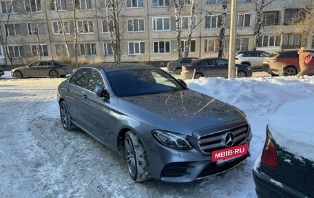 Mercedes-Benz E-Класс, 2019 год, 4 100 000 рублей, 2 фотография