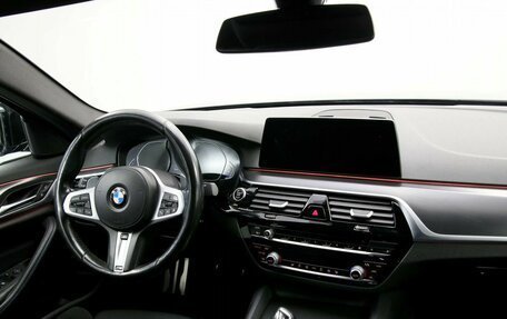 BMW 5 серия, 2020 год, 5 290 000 рублей, 15 фотография