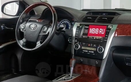 Toyota Camry, 2012 год, 1 990 000 рублей, 17 фотография