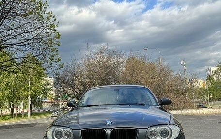 BMW 1 серия, 2005 год, 1 350 000 рублей, 2 фотография