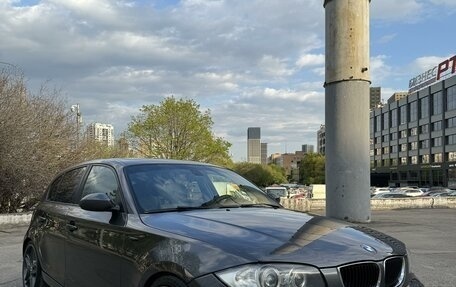 BMW 1 серия, 2005 год, 1 350 000 рублей, 8 фотография