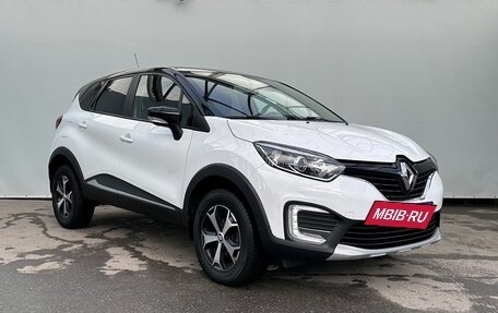 Renault Kaptur I рестайлинг, 2019 год, 1 600 000 рублей, 2 фотография