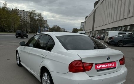 BMW 3 серия, 2011 год, 1 080 000 рублей, 10 фотография