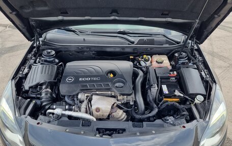 Opel Insignia II рестайлинг, 2014 год, 1 299 000 рублей, 16 фотография