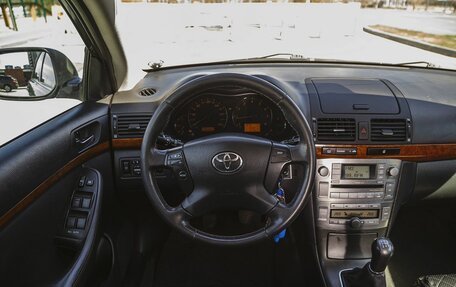 Toyota Avensis III рестайлинг, 2008 год, 1 030 000 рублей, 10 фотография