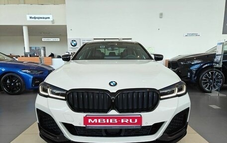 BMW 5 серия, 2020 год, 6 997 000 рублей, 2 фотография