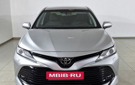 Toyota Camry, 2018 год, 2 700 000 рублей, 5 фотография