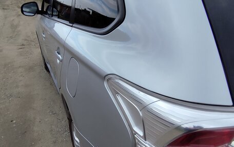 Mitsubishi Outlander III рестайлинг 3, 2013 год, 1 660 000 рублей, 15 фотография