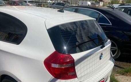 BMW 1 серия, 2011 год, 1 055 000 рублей, 10 фотография