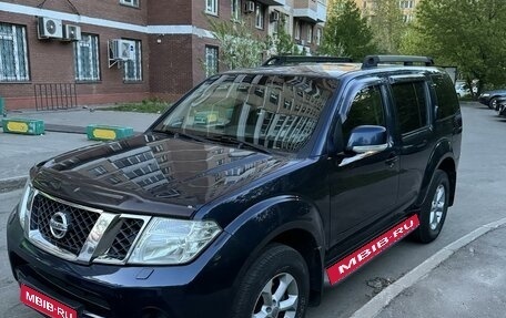 Nissan Pathfinder, 2010 год, 1 370 000 рублей, 1 фотография