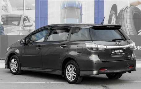 Toyota Wish II, 2013 год, 1 789 000 рублей, 2 фотография