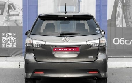 Toyota Wish II, 2013 год, 1 789 000 рублей, 4 фотография