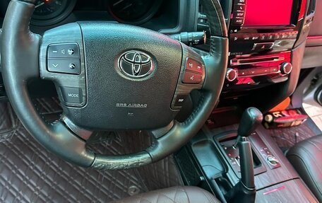 Toyota Land Cruiser 200, 2012 год, 4 500 000 рублей, 4 фотография