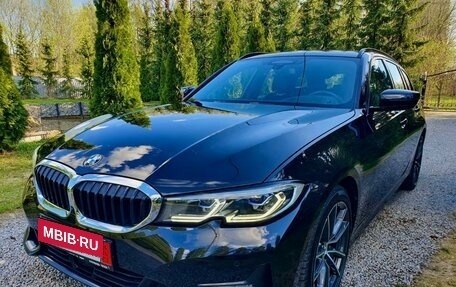 BMW 3 серия, 2019 год, 3 895 000 рублей, 2 фотография